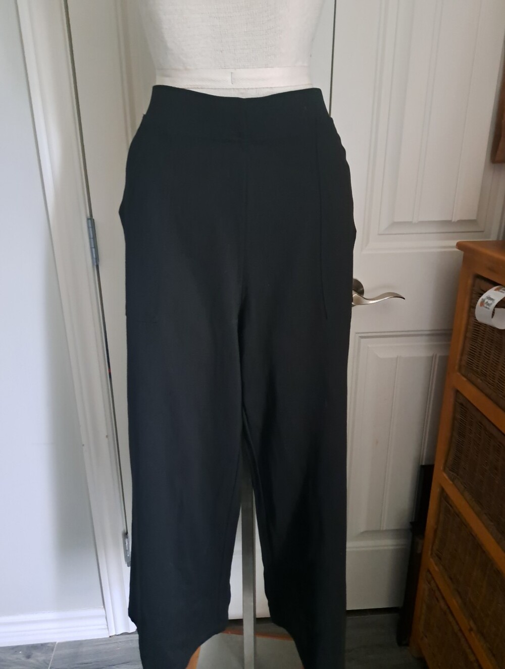 MAX STUDIO LONDON black cropped wide leg trouser pants slip on pockets Chic LG
